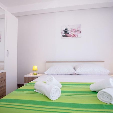 Apartments Mia 4&5 巴什卡沃达 外观 照片