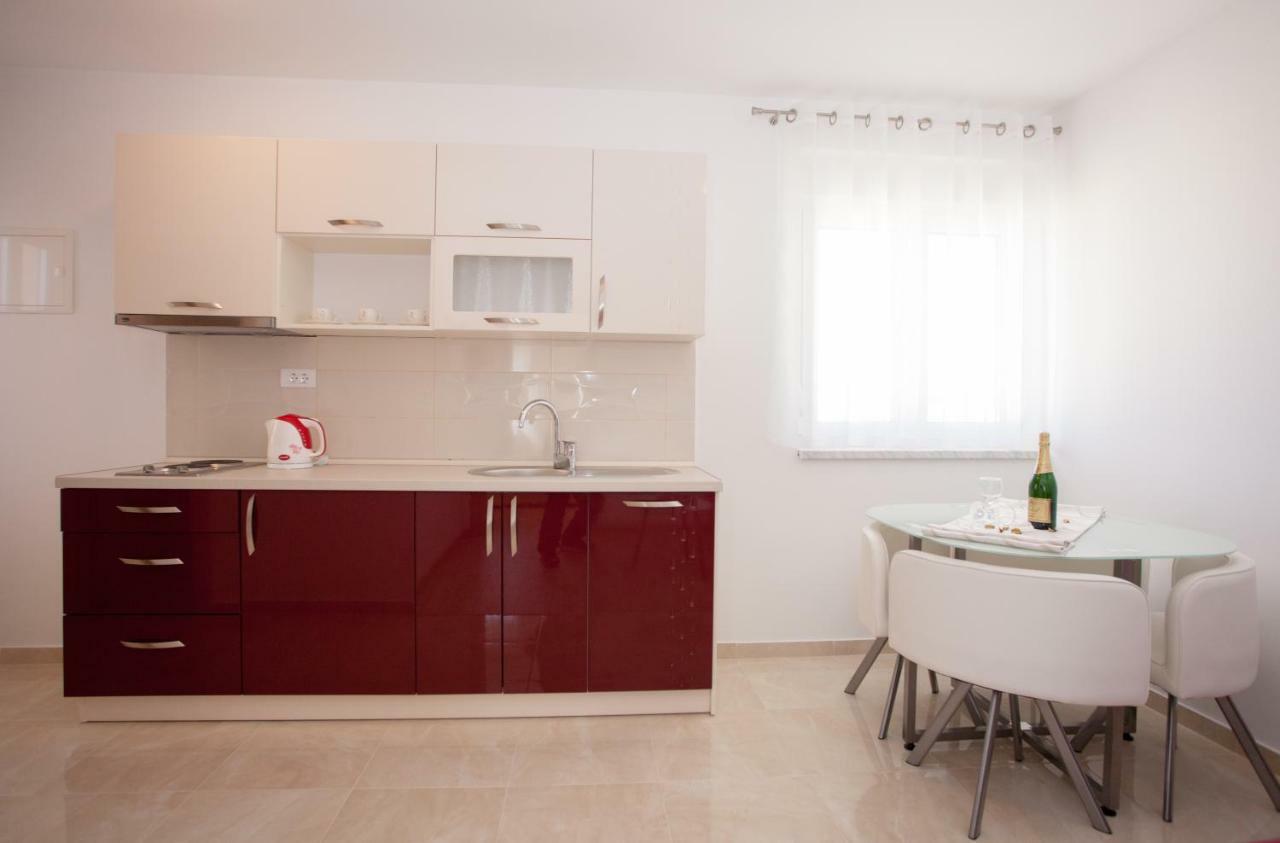 Apartments Mia 4&5 巴什卡沃达 外观 照片
