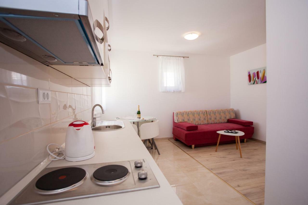 Apartments Mia 4&5 巴什卡沃达 外观 照片