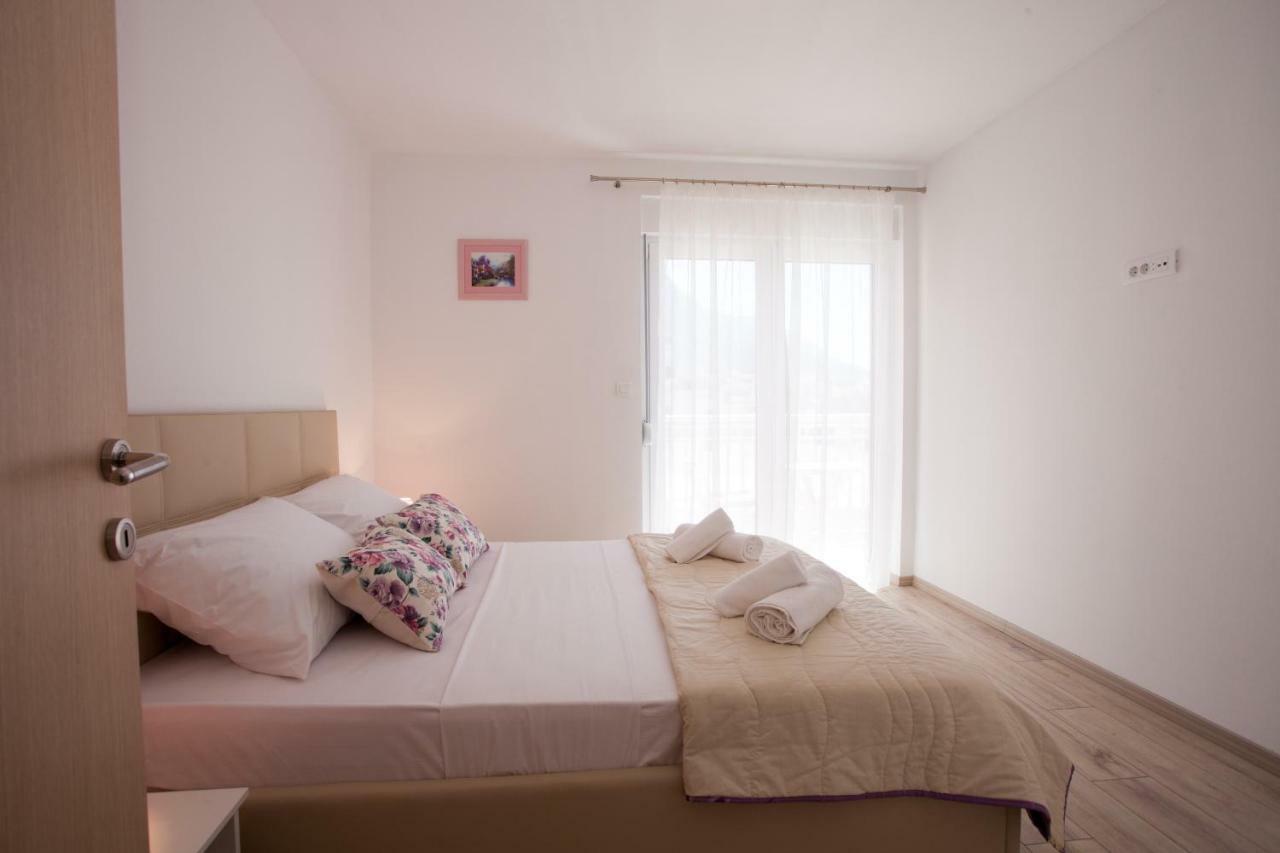 Apartments Mia 4&5 巴什卡沃达 外观 照片