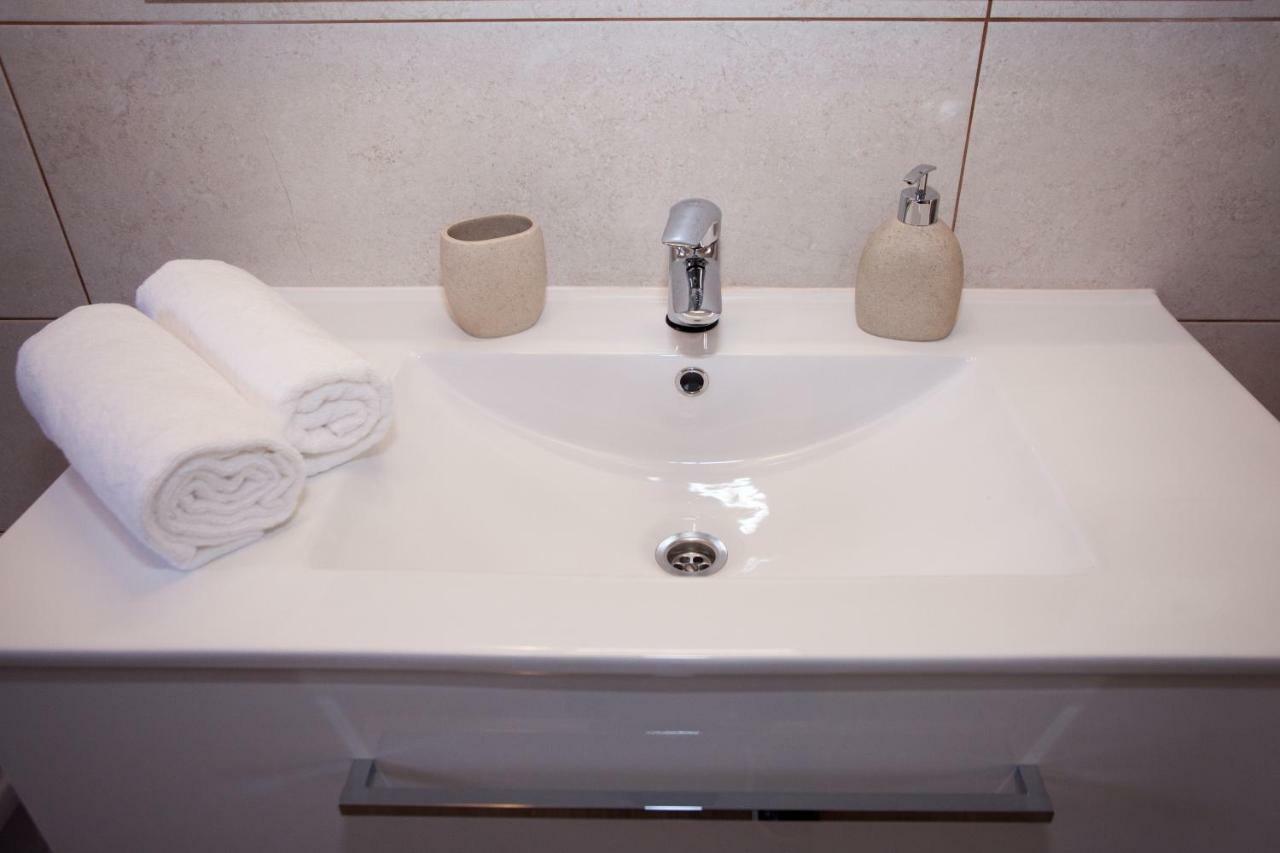 Apartments Mia 4&5 巴什卡沃达 外观 照片